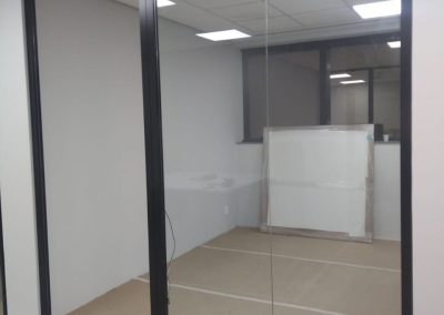 Divisória de vidro Lumina