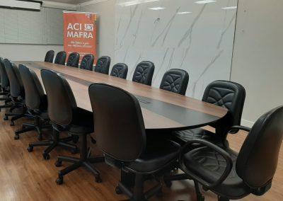 mesa reunião linha presidenza atualle