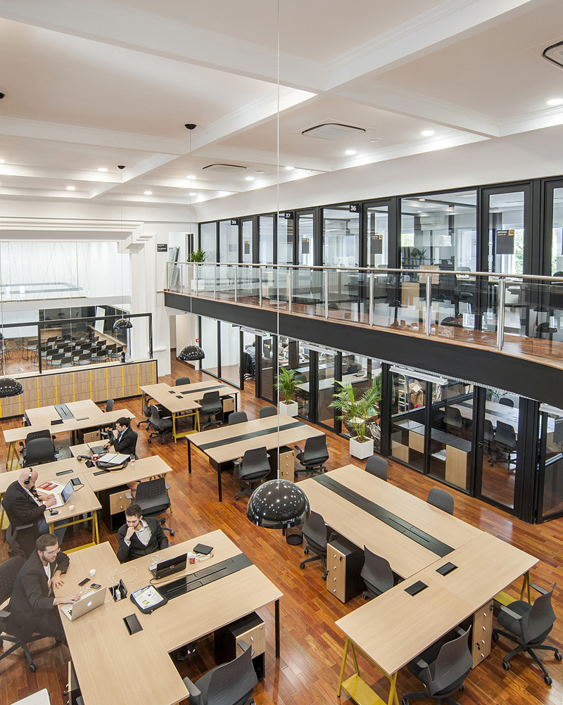 8 Modelos de Design de Interiores em Escritórios e Ambientes